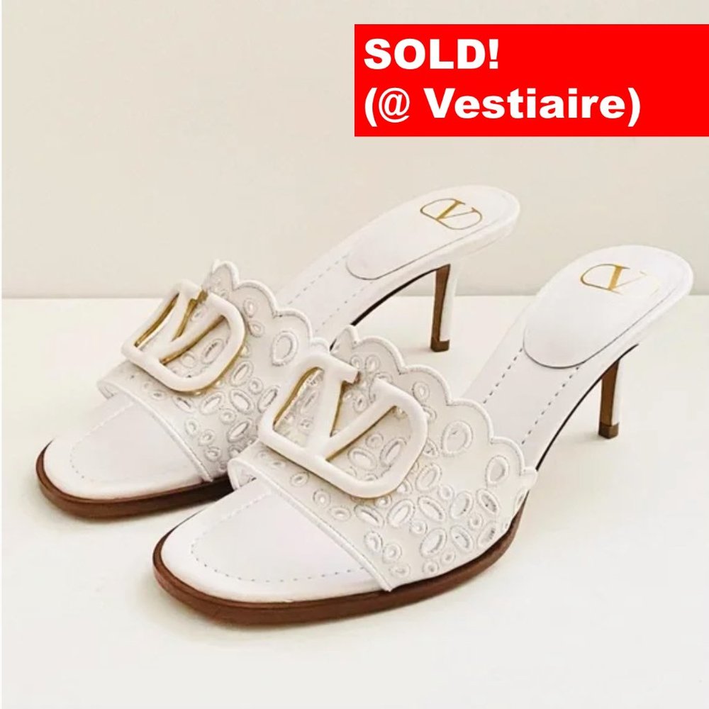 NWT: VALENTINO GARAVANI | White VLogo Leather Sandals Sz EU 40 - Picture 1 of 12